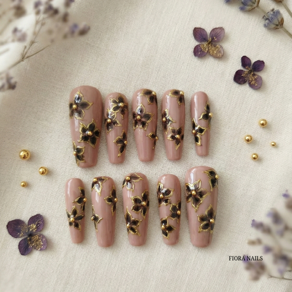 Floral Manicure